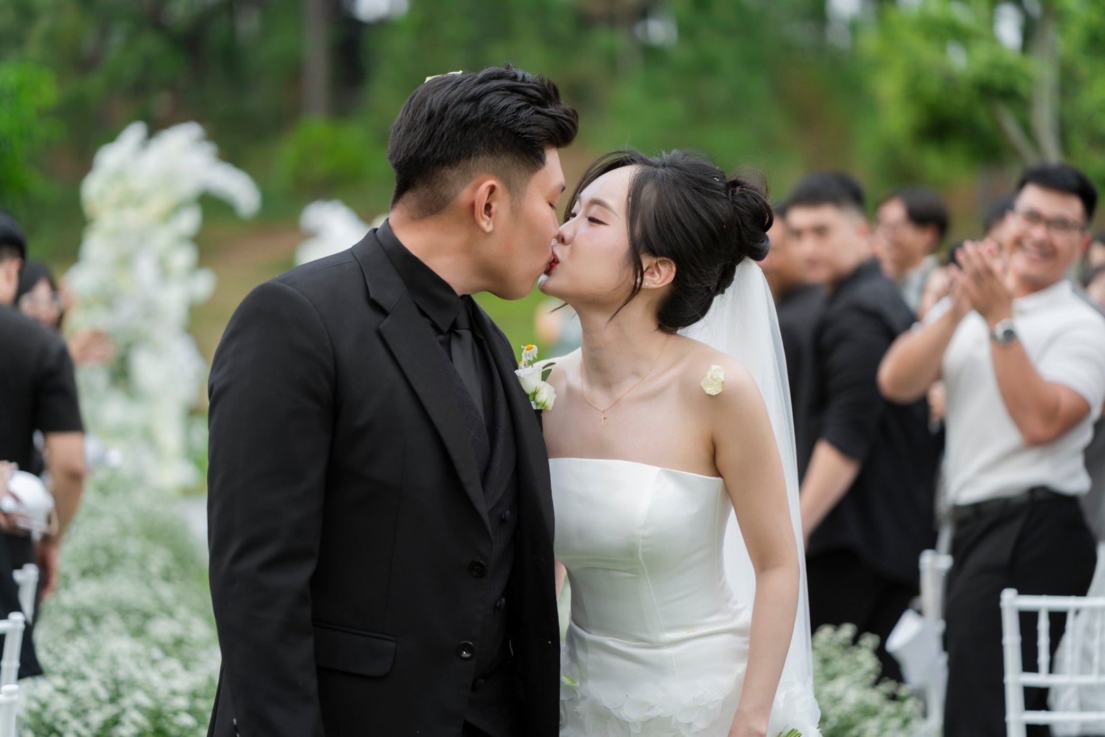 Nên đặt lịch chụp & quay phóng sự cưới trước bao lâu?