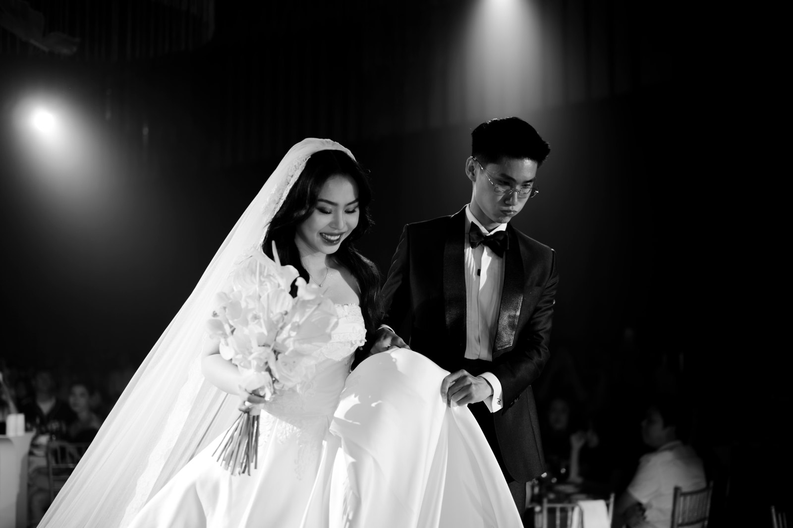 Khoảnh khắc cưới điện ảnh đen trắng — phong cách Cody Studio